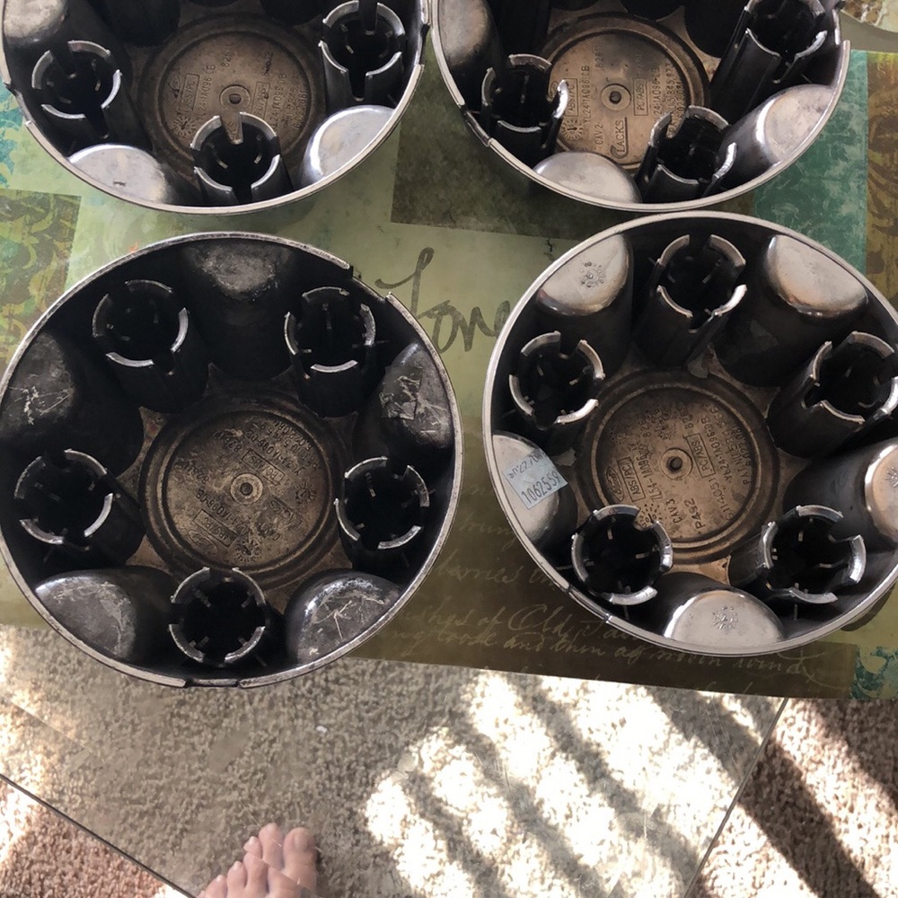 Hub caps